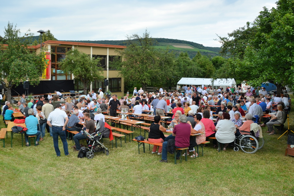 Der Festplatz füllt sich!